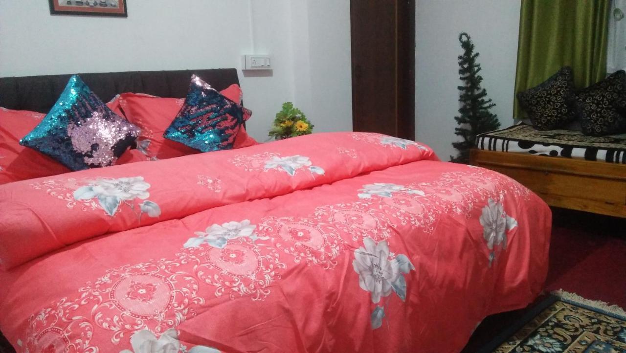 דרג'ילינג Shalom Inn Home Stay מראה חיצוני תמונה