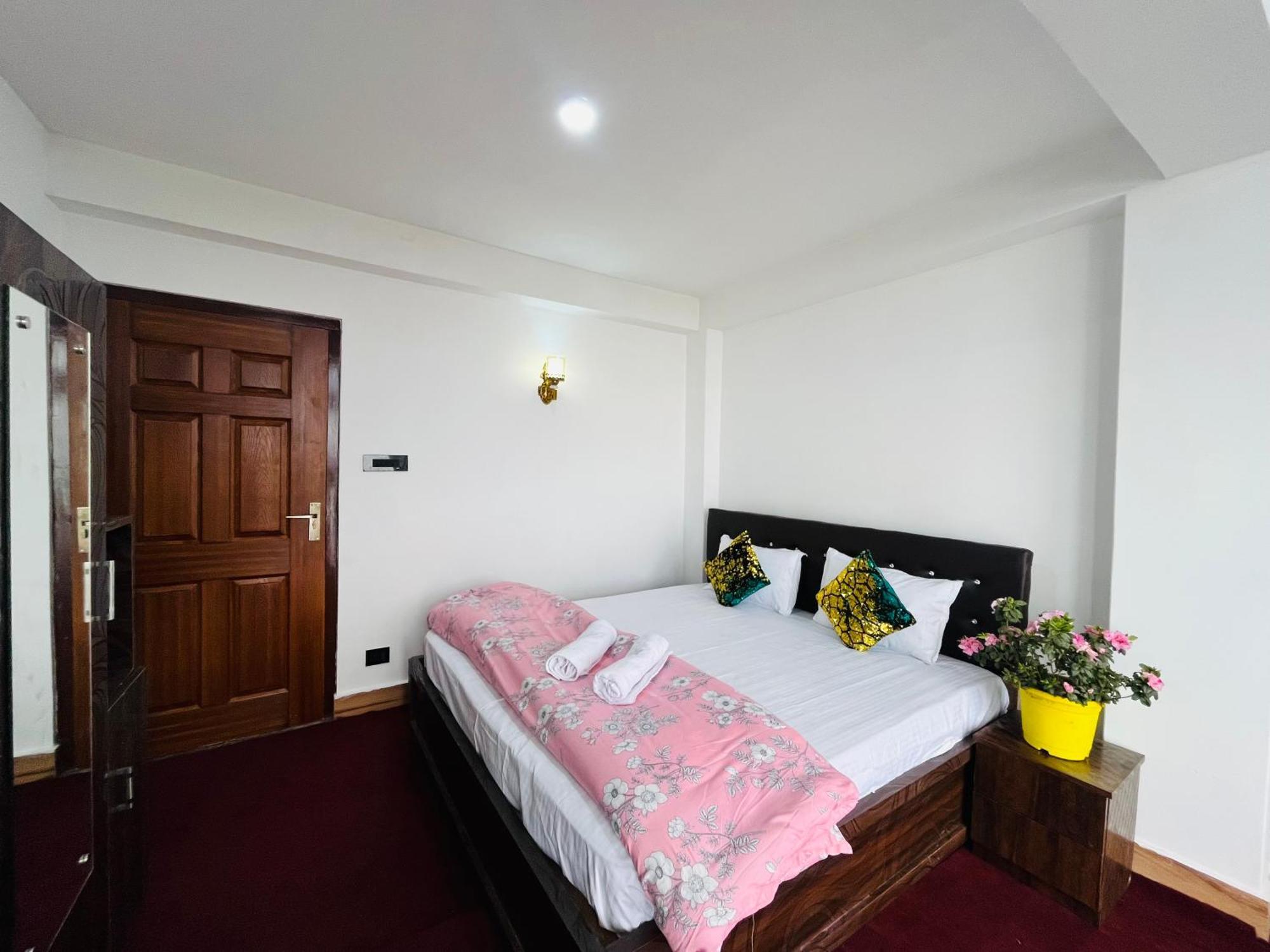 דרג'ילינג Shalom Inn Home Stay מראה חיצוני תמונה