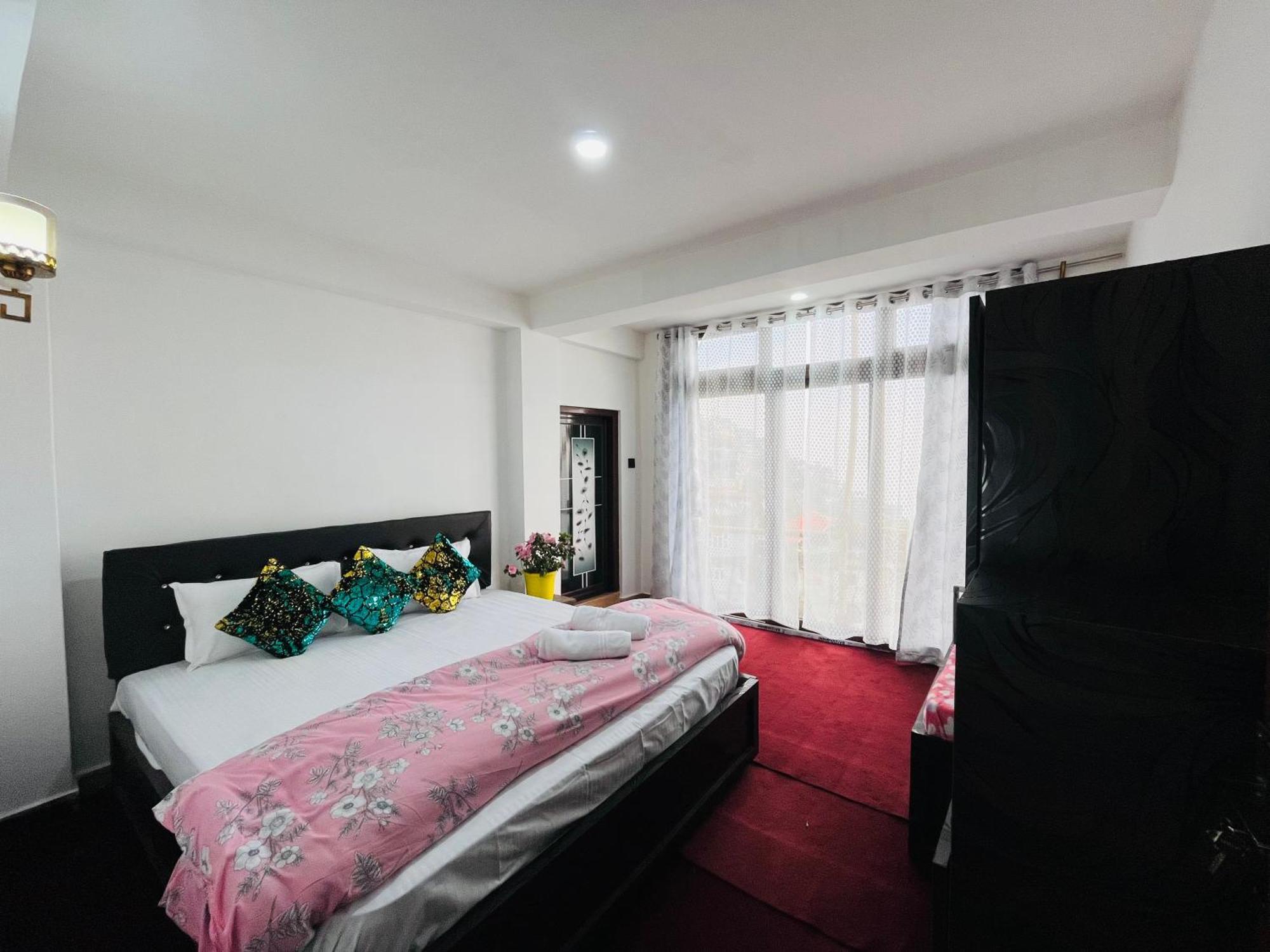 דרג'ילינג Shalom Inn Home Stay מראה חיצוני תמונה