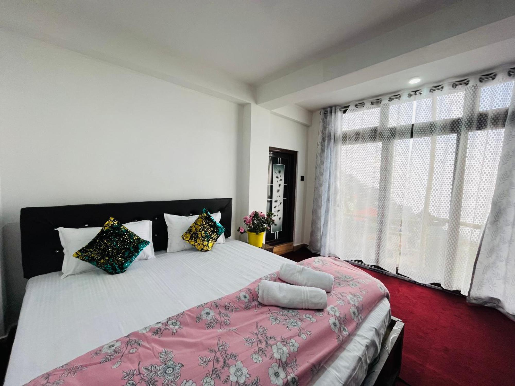 דרג'ילינג Shalom Inn Home Stay מראה חיצוני תמונה