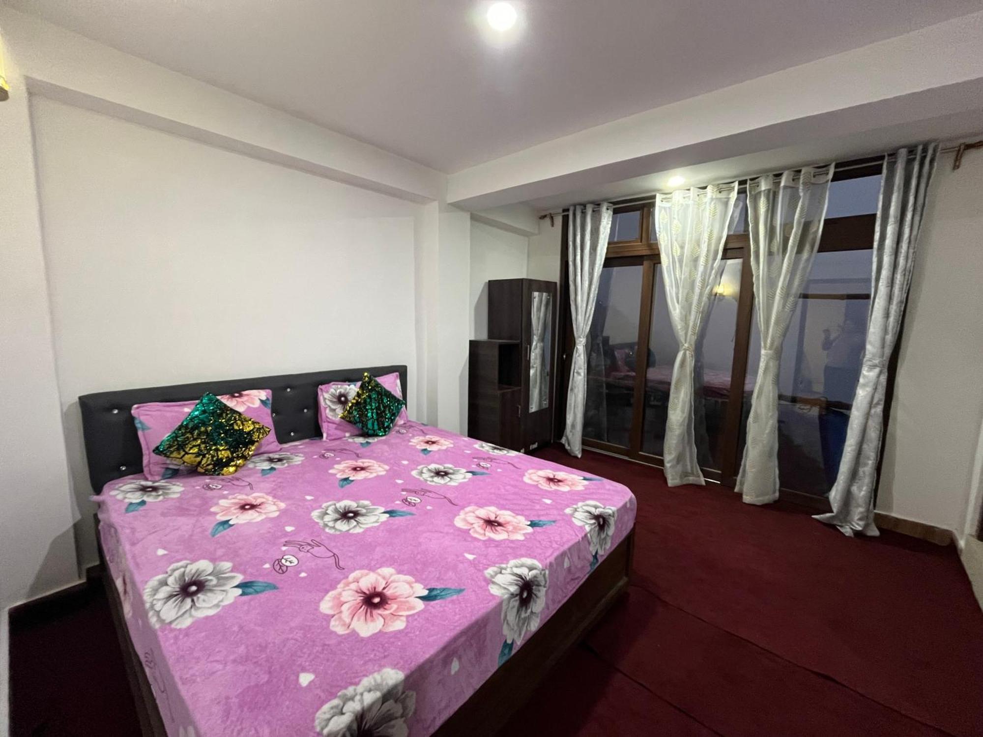 דרג'ילינג Shalom Inn Home Stay מראה חיצוני תמונה