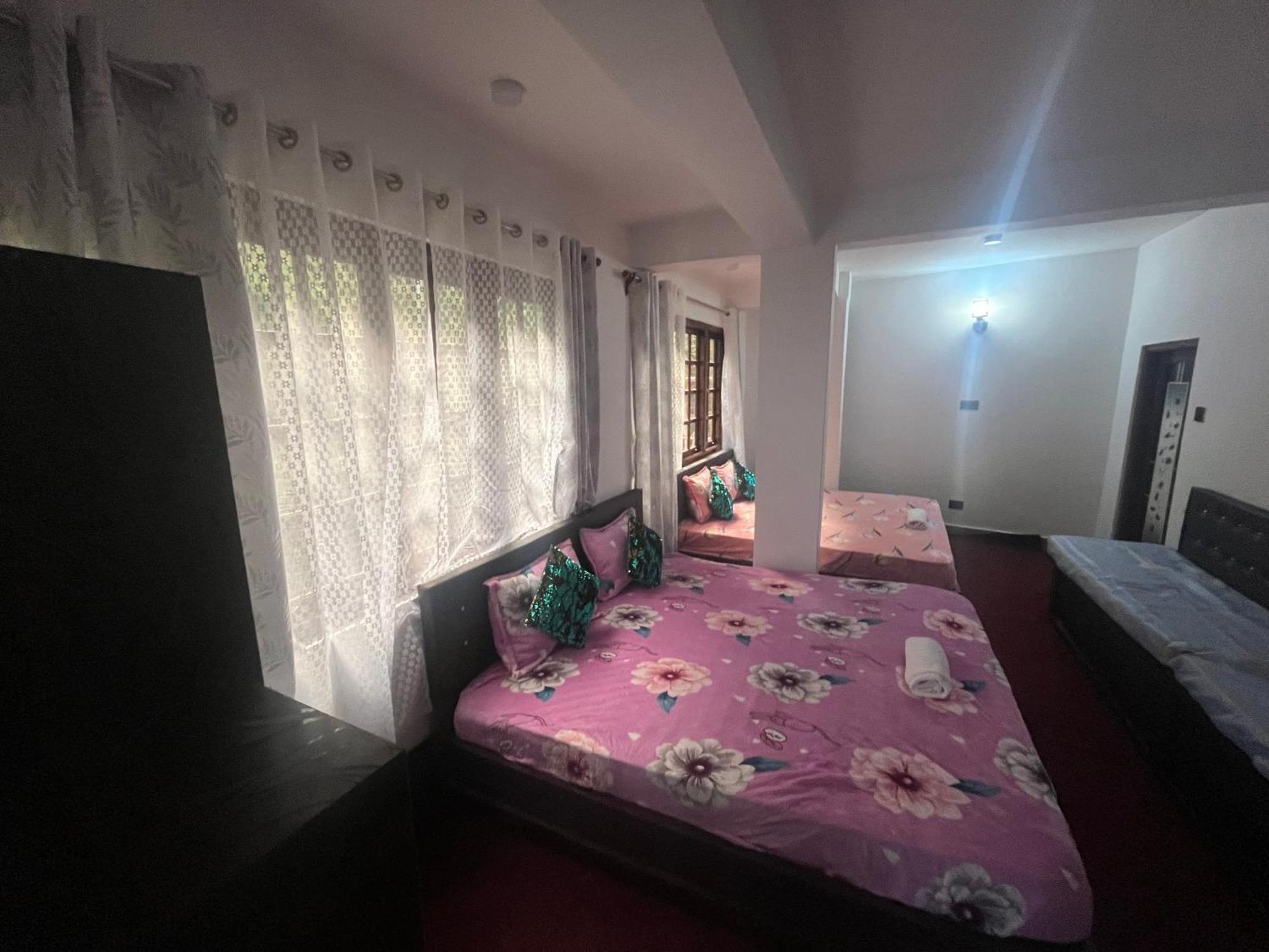 דרג'ילינג Shalom Inn Home Stay מראה חיצוני תמונה