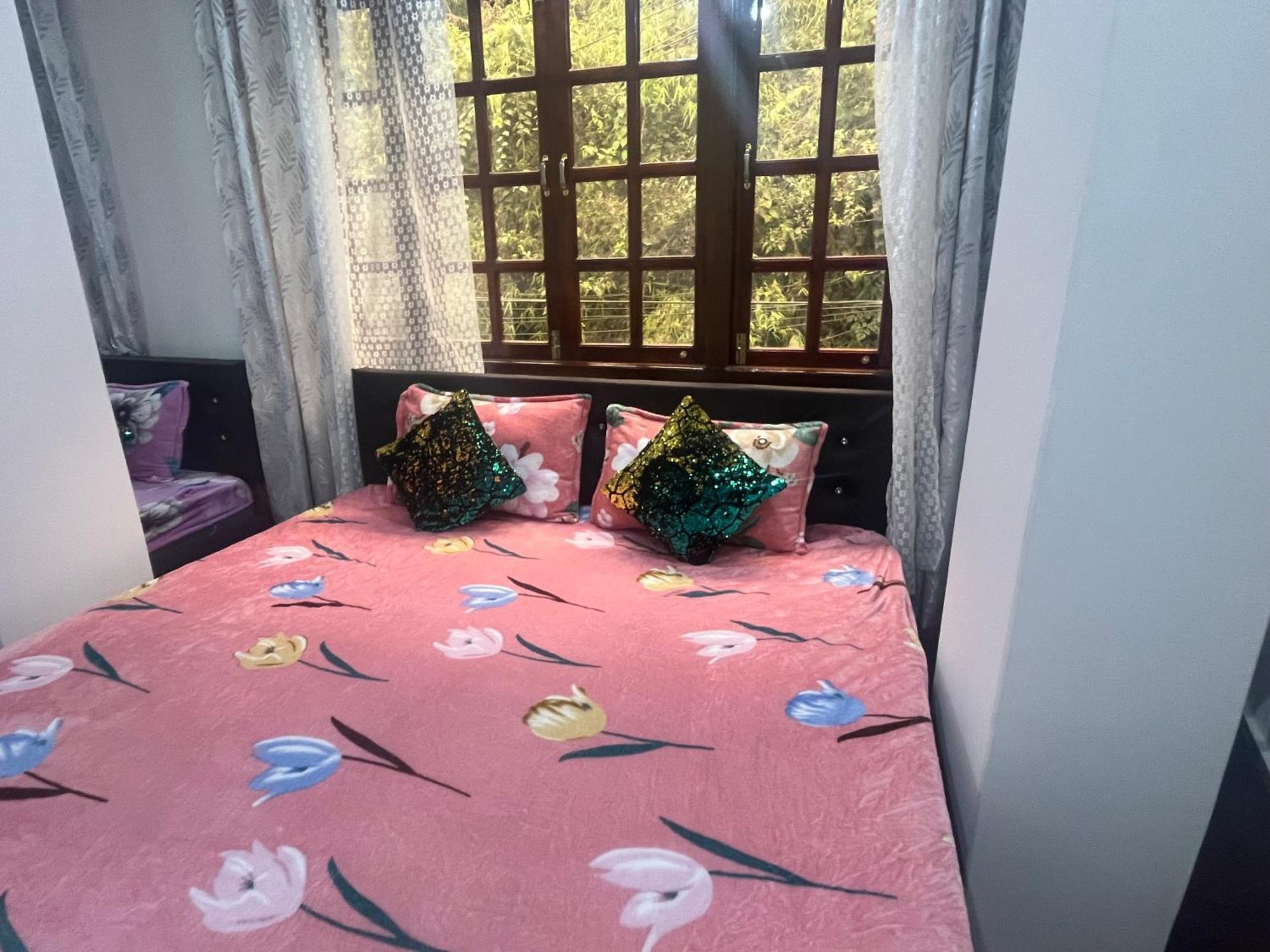 דרג'ילינג Shalom Inn Home Stay מראה חיצוני תמונה
